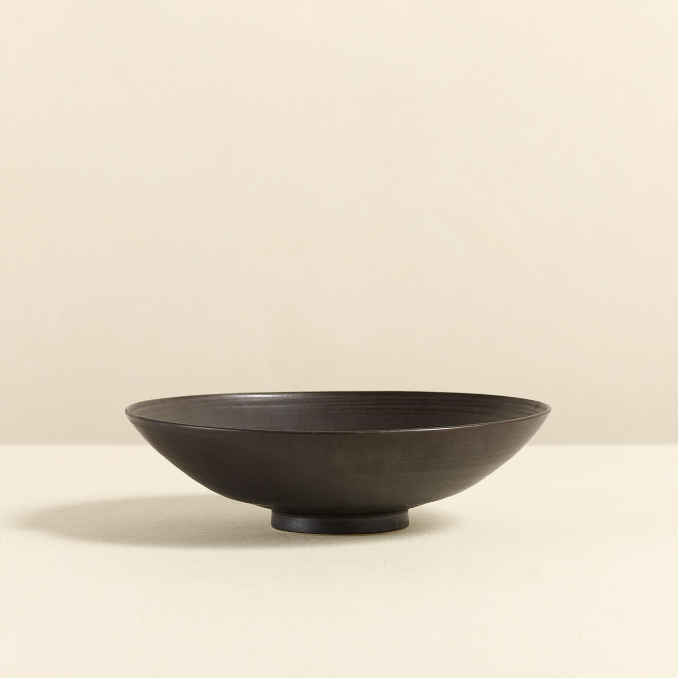 Stoneware Bowl in Charcoal 8"
