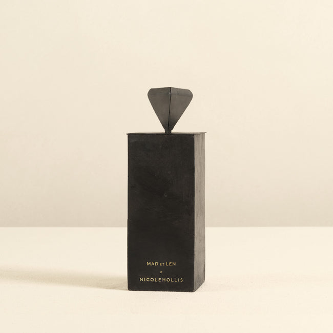 MAD et LEN x NICOLEHOLLIS Bleu Outrenoir Candle